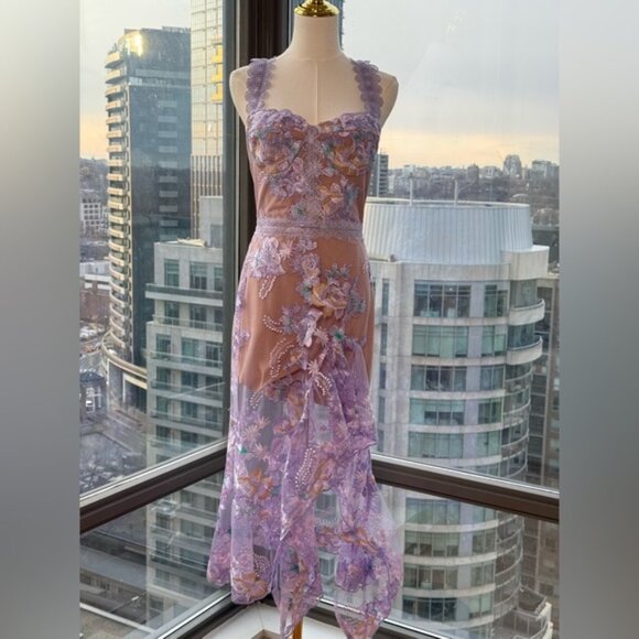 🆕 BRONX & BANCO 🧿 NWOT Eva Embroidered High-Low Midi Dress, Purple Sz M US 6 - Picture 2 of 16